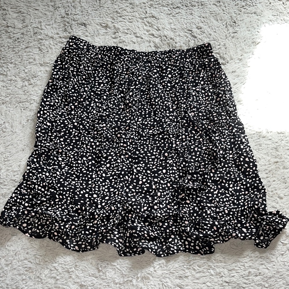 Pink Rose black skirt